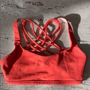 Free to be lululemon bra